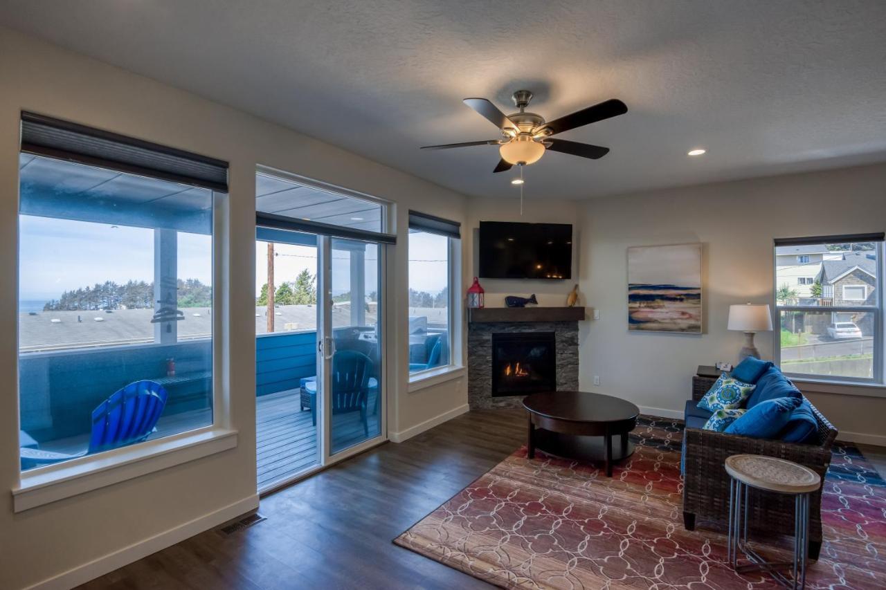 Oceanview Townhome - Pet Friendly - Sleeps 6 - King Depoe Bay Exterior foto